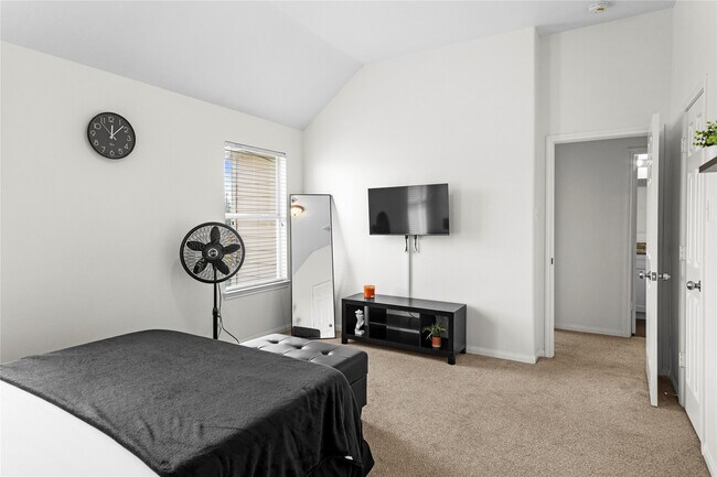 Building Photo - 2515 Bammelwood Dr