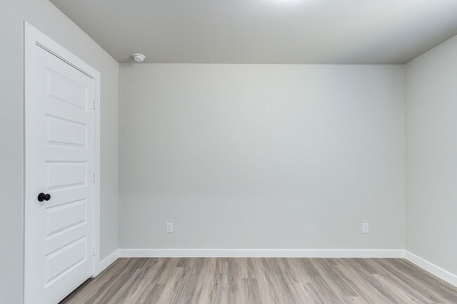 Building Photo - Brand New 4/2 in South Lubbock!