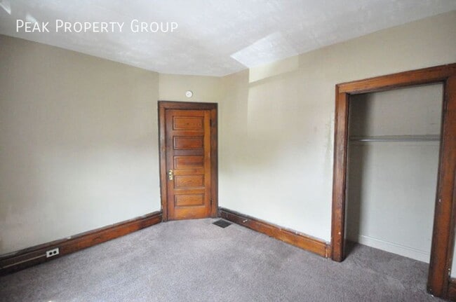 Building Photo - 173 E 11th Ave