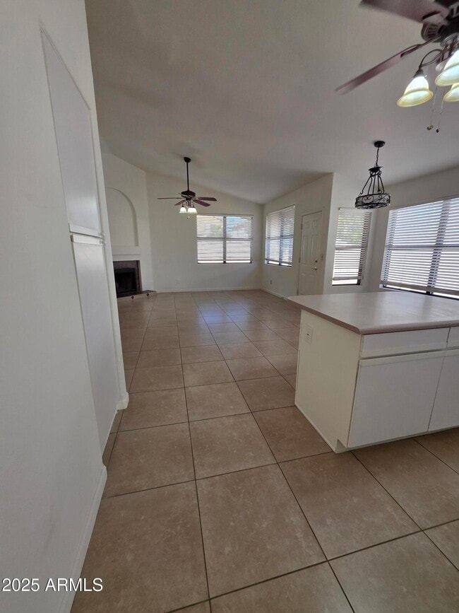 Building Photo - 5946 E Aire Libre Ln