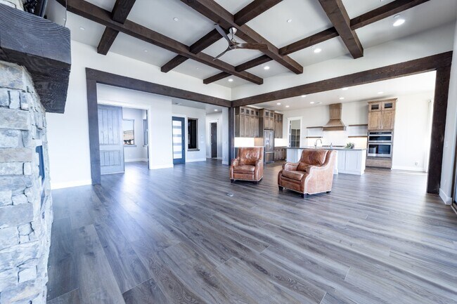 Building Photo - Stunning 3 Bed, 2.5 Bath Prescott Home wit...