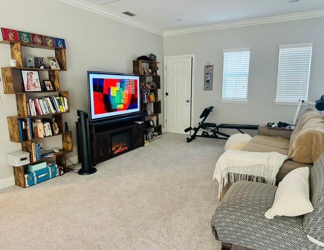 Building Photo - 8716 Terracina Lake Dr