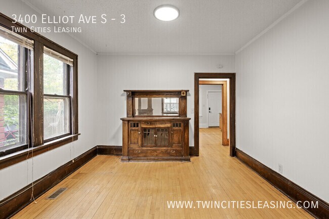 Building Photo - 3400 Elliot Ave