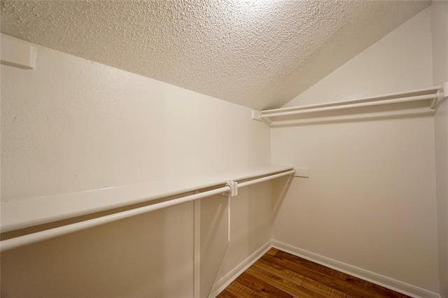 Building Photo - 9601 Forest Ln