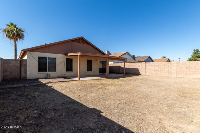 Building Photo - 8651 N 107th Dr