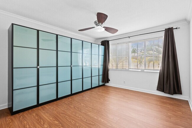 Building Photo - 1515 E Broward Blvd