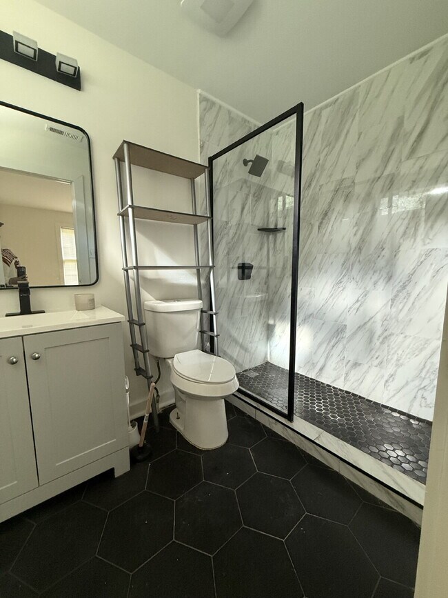 Building Photo - SECTION 8 WELCOME - "Charming and Spacious...