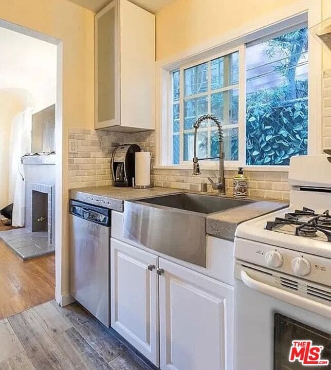 Building Photo - 11325 Mississippi Ave