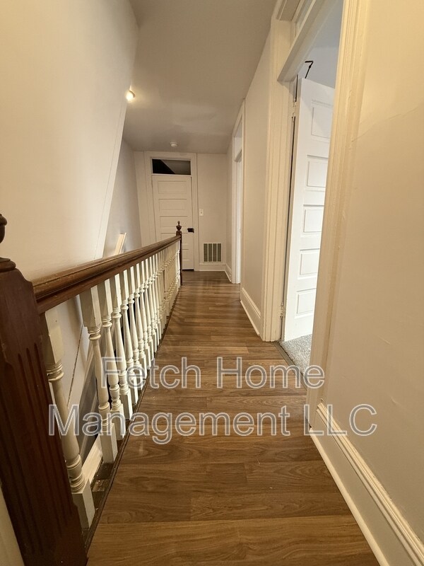 Building Photo - 125 E State St