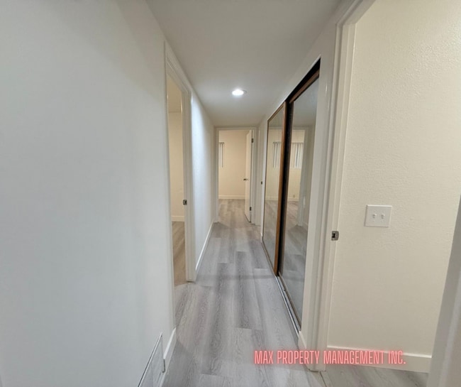 Building Photo - Charming and Spacious 4-Bedroom Home for Rent in South San Francisco!