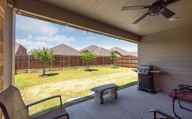 Building Photo - 636 Lazy River Dr