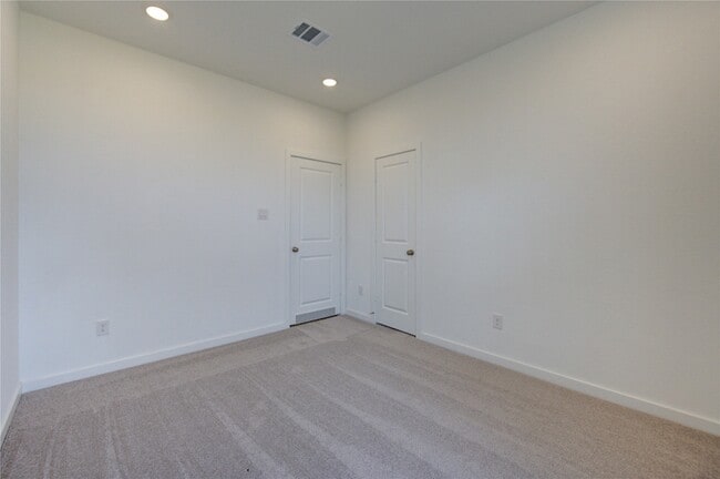 Building Photo - 1047 Blue Stone Dr