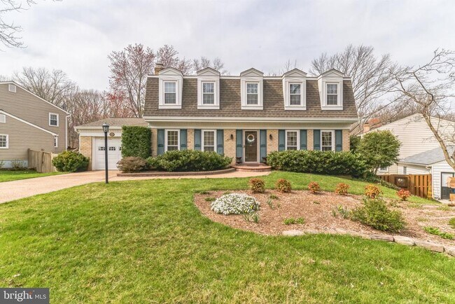 Building Photo - 8606 Etta Dr