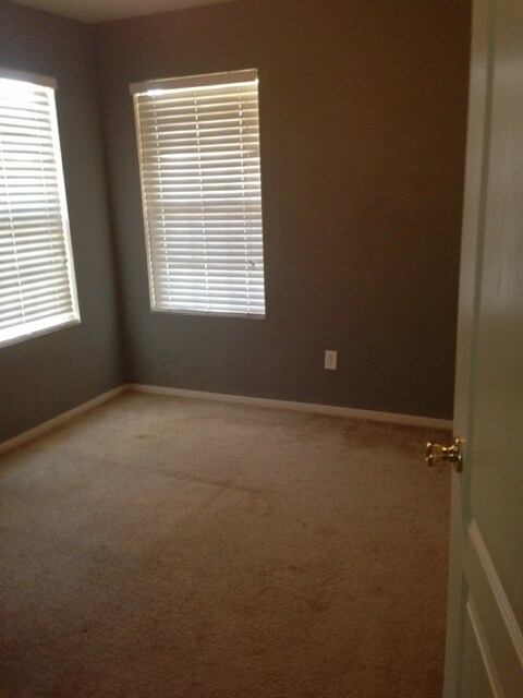 Building Photo - 730 Waterford Way