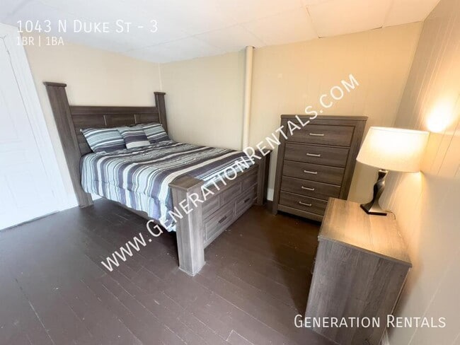 Building Photo - 1043 N Duke St