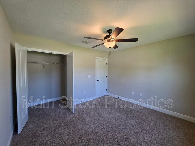Building Photo - 8839 Longmont Way