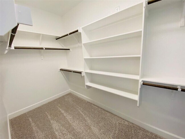 Building Photo - 5754 Redfish Ct