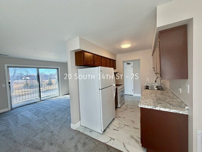 Building Photo - 20 S 14th St