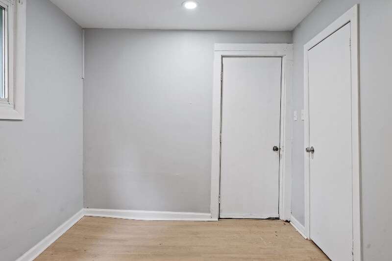 Building Photo - 372 9th St