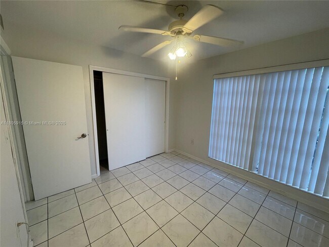 Building Photo - 3881 W Flagler St