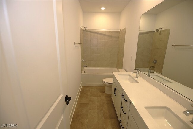 Building Photo - 10207 Magnolia Crk St