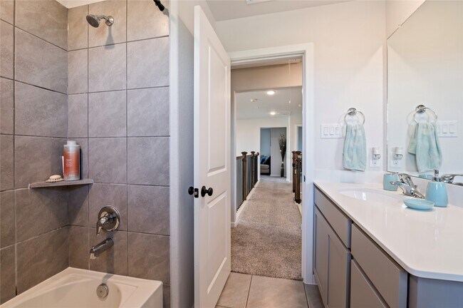 Building Photo - 288 Kara Mist Ct