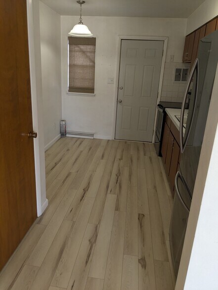 Building Photo - 2319 Cherry Hills Dr