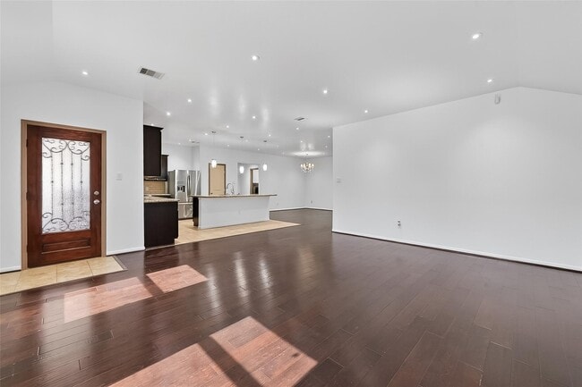 Building Photo - 9322 Limestone Ranch Ln