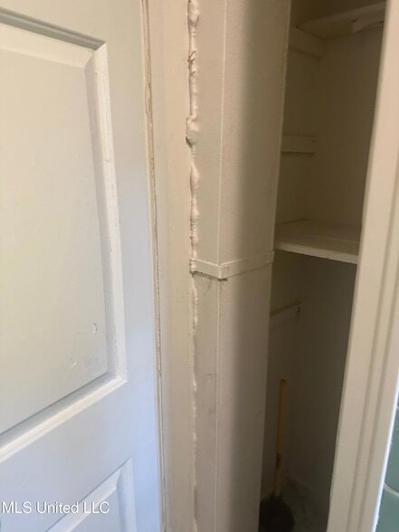 Building Photo - 3564 Cowan Pl