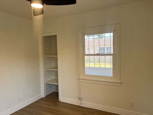 Building Photo - 3007 Dalton Ave