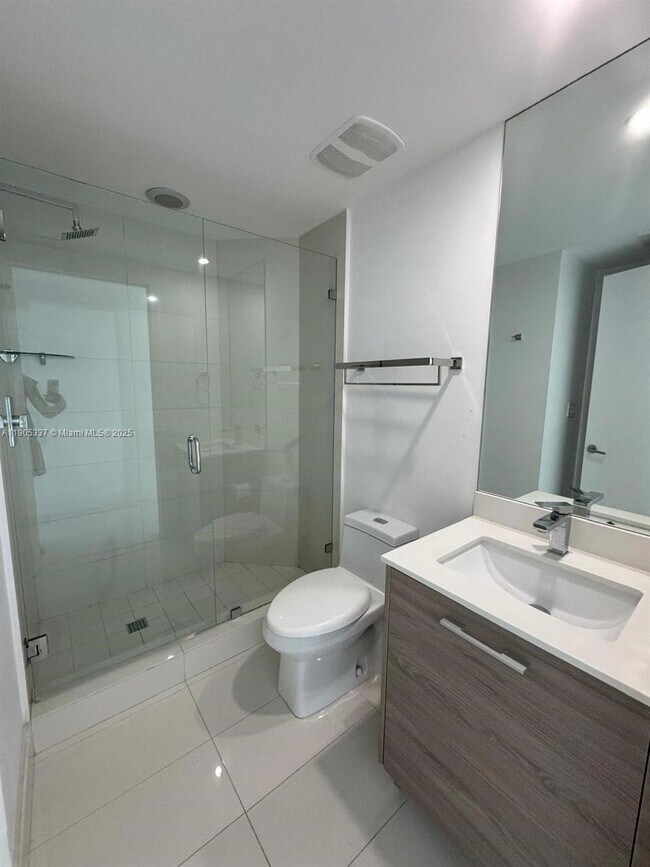 Building Photo - 1300 S Miami Ave