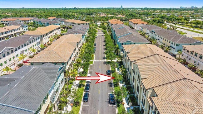 Building Photo - 5256 Beckman Ter