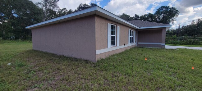 Building Photo - 3/2 Home No HOA Located In Ocala