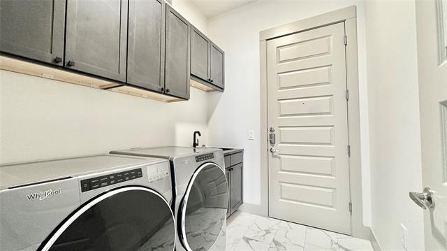 Building Photo - 3330 Oak Grove Ave