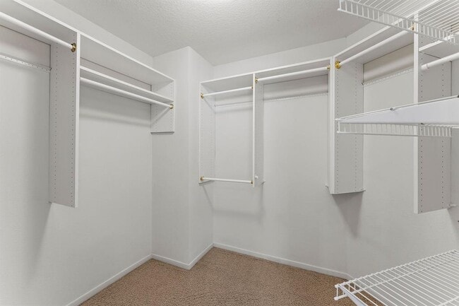 Building Photo - 43 W Gaslight Pl