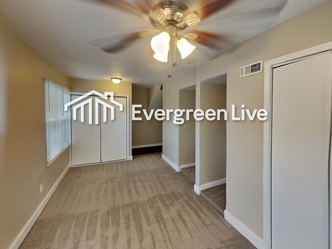 Building Photo - 803 Durham Trail