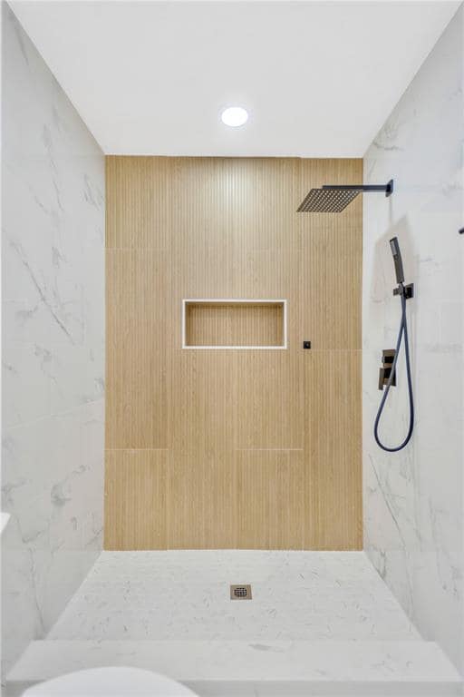 Building Photo - 617 Edenville Ave