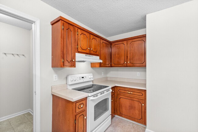 Building Photo - 183 Whitehall Dr