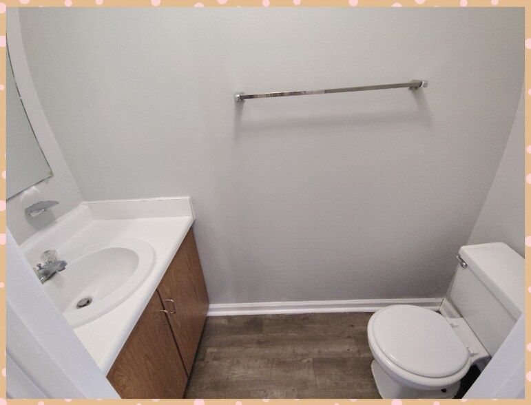 Building Photo - 74 Duiguid Dr