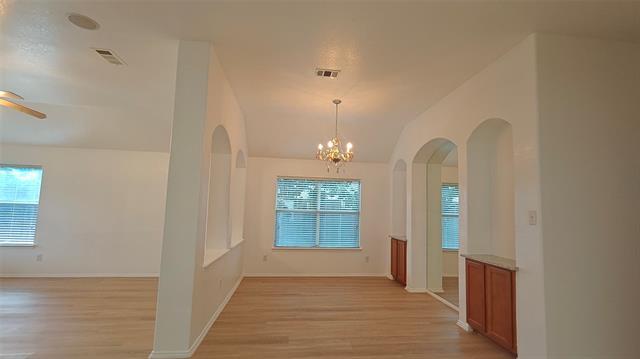 Building Photo - 11171 Mansfield Dr