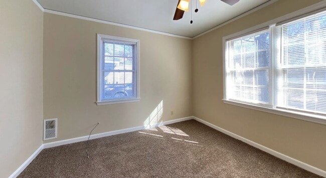 Building Photo - 3240 N Waynoka Cir