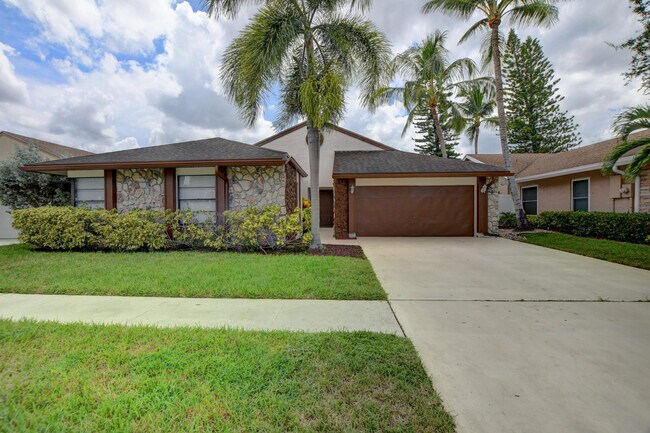 Primary Photo - 20995 Country Creek Dr