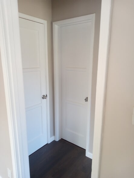 Building Photo - 11617 Archwood St