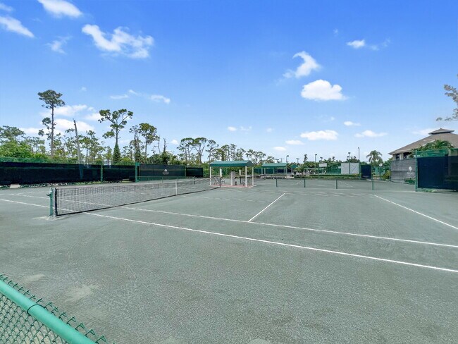 Building Photo - Move-In Ready: Goblin’s Treasure Awaits Sa...