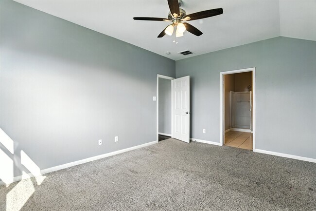 Building Photo - 6626 Poplar Rose Ct.