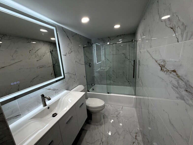 Building Photo - 131 Coolidge Ave