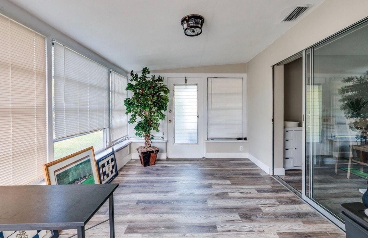 Building Photo - 12993 89th Ave