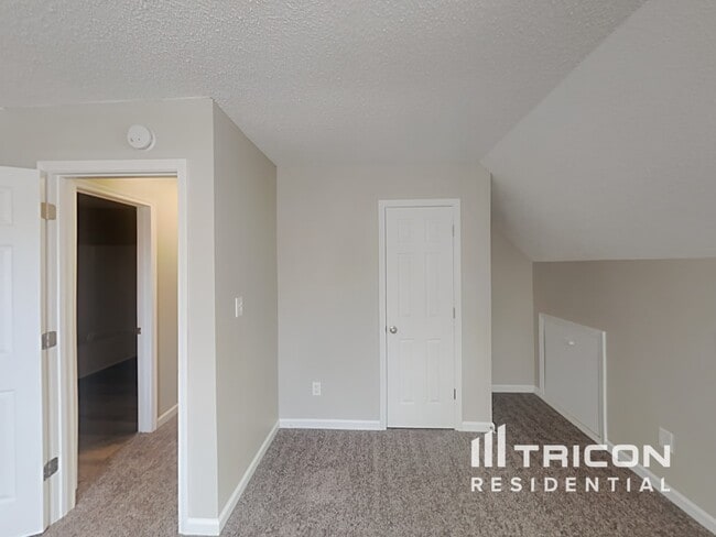 Building Photo - 507 Victoria Ct