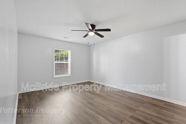 Building Photo - 1217 Longpoint Dr