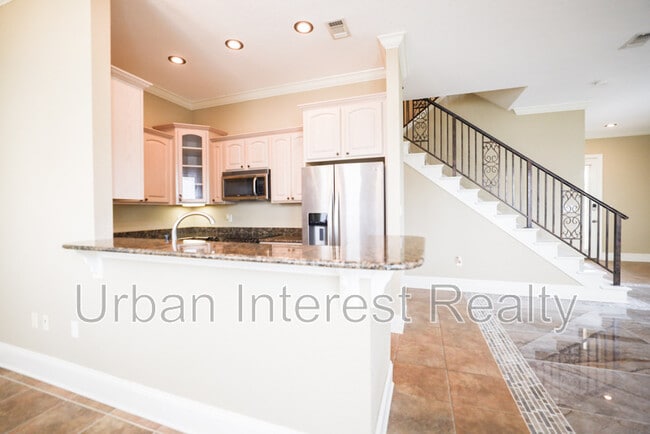 Building Photo - 4744 Amhurst Cir